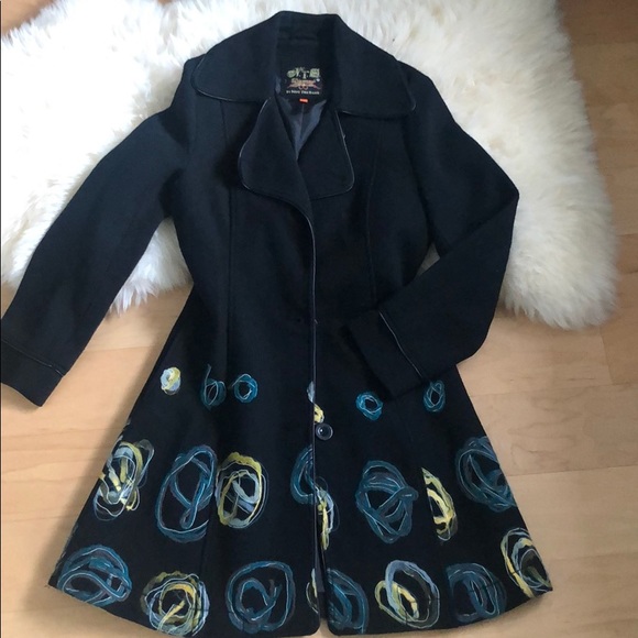 Ladies stylish jacket - Picture 2 of 9